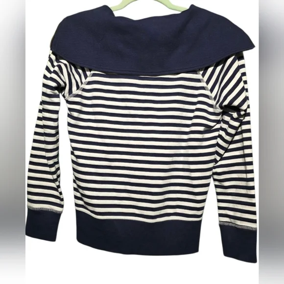 Tuckernuck Sail To Sablr Nautical Striped Navy and White Women's Top XS PTP 19 - Picture 3 of 5